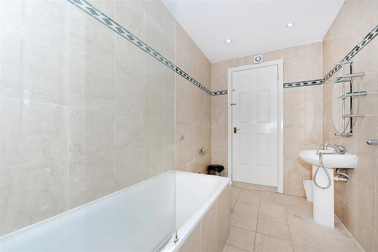 Portman Square, Marylebone, W1H, photo 10
