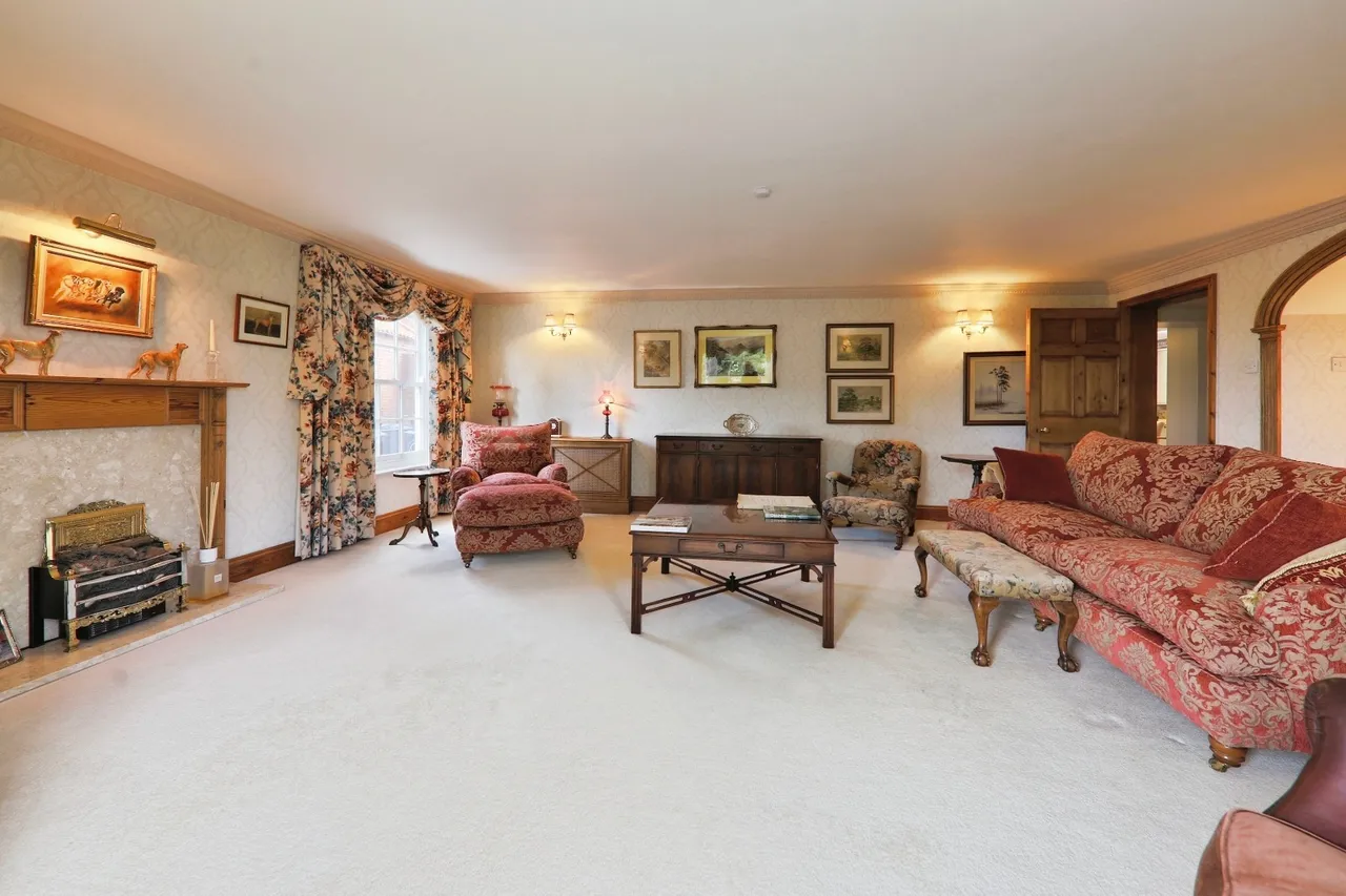 Main Street, Horkstow, DN18, photo 11