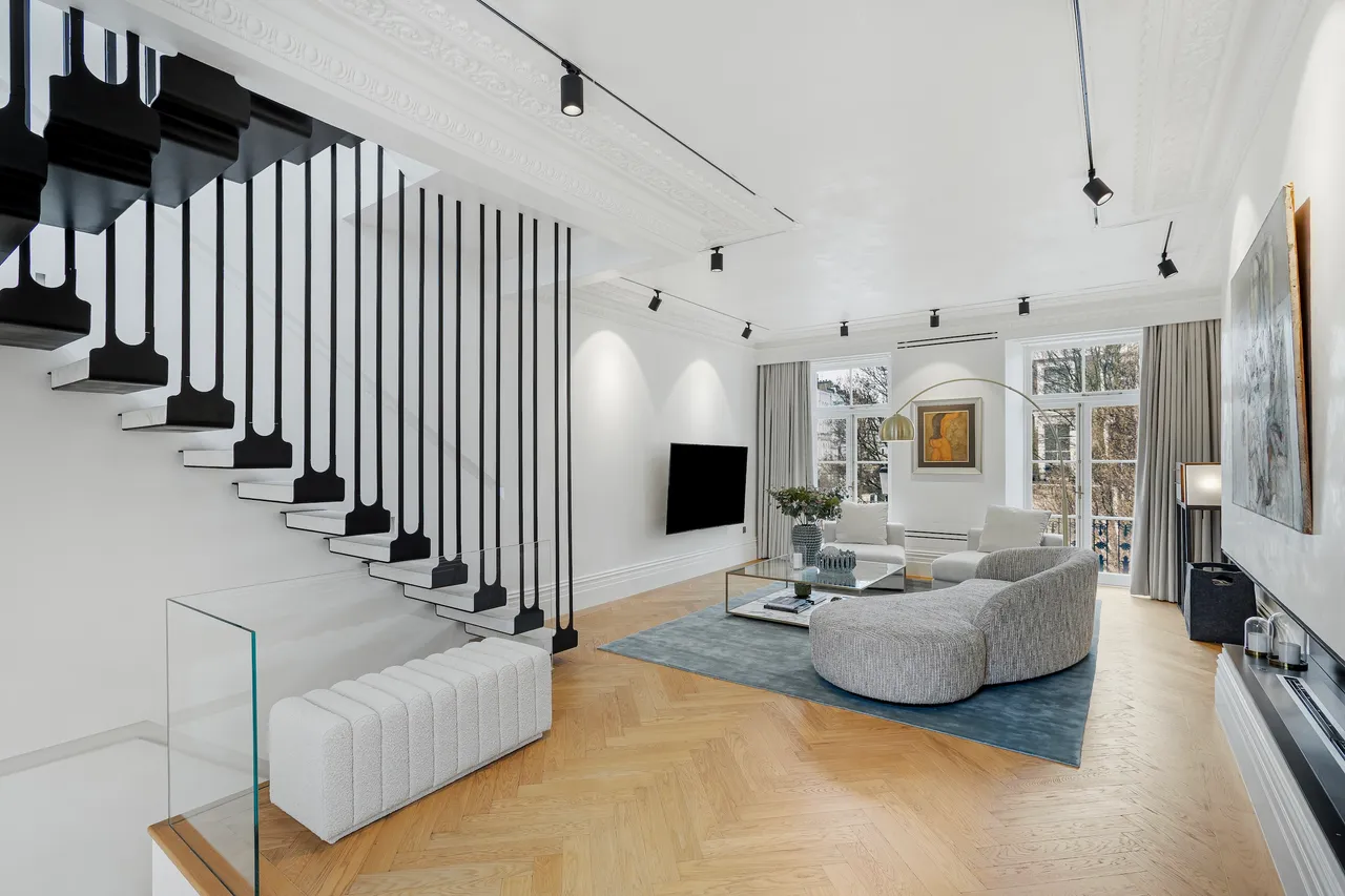 Ledbury Road, Notting Hill, London, photo 6
