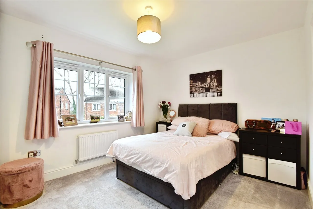 Long Croft Close, Holmes Chapel, Crewe, Cheshire, CW4, photo 17