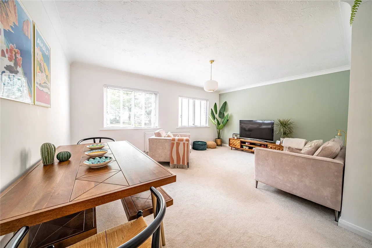 1 bed flat for sale, West Avenue, Roundhay, LS8
