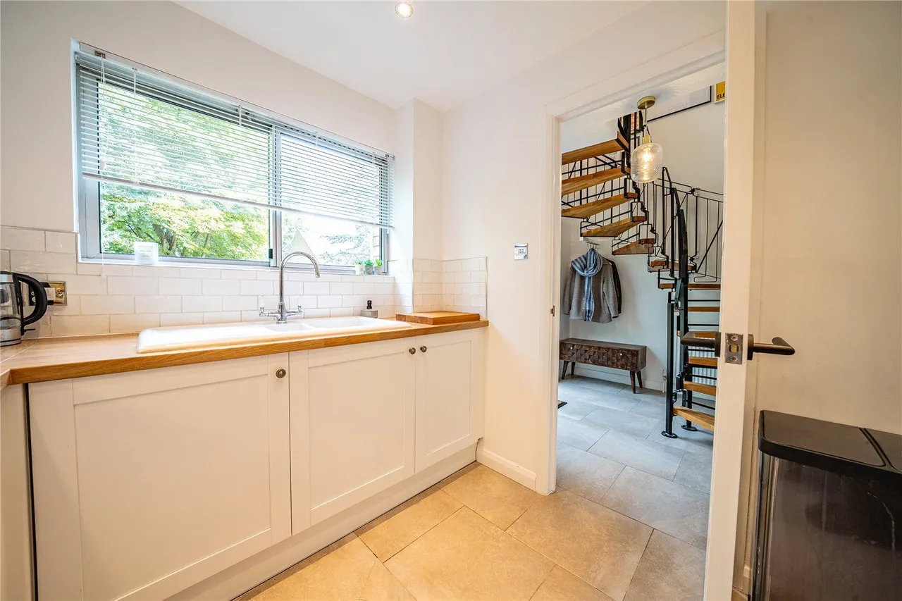 West Avenue, Roundhay, LS8, photo 5