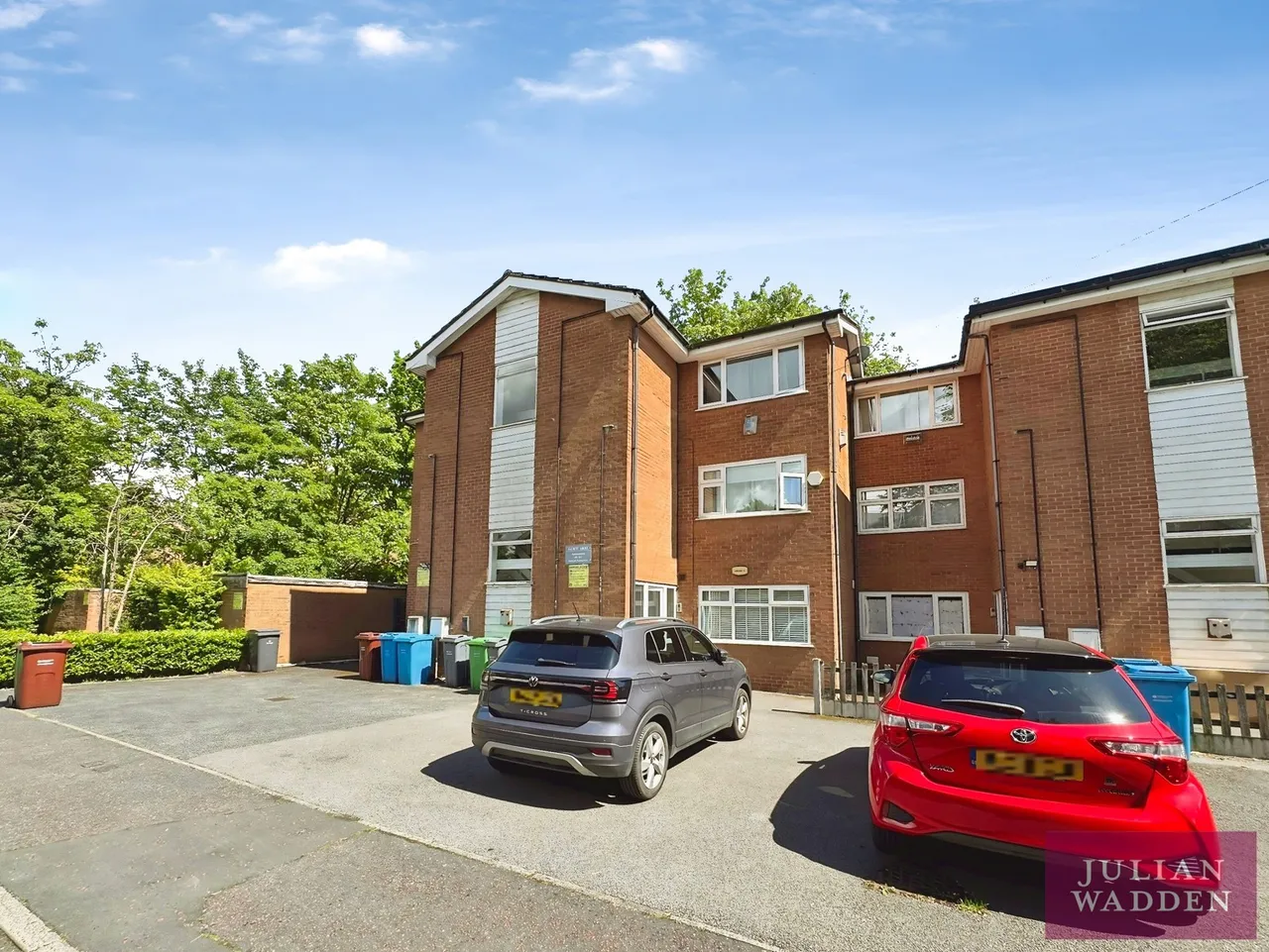 1 bed flat for sale, Aldborough Close, West Didsbury, M20