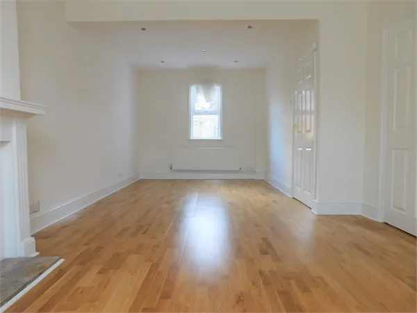 Pole Hill Road, Uxbridge, Greater London, UB10 0PZ, photo 10