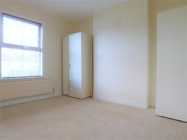 Pole Hill Road, Uxbridge, Greater London, UB10 0PZ, photo 8