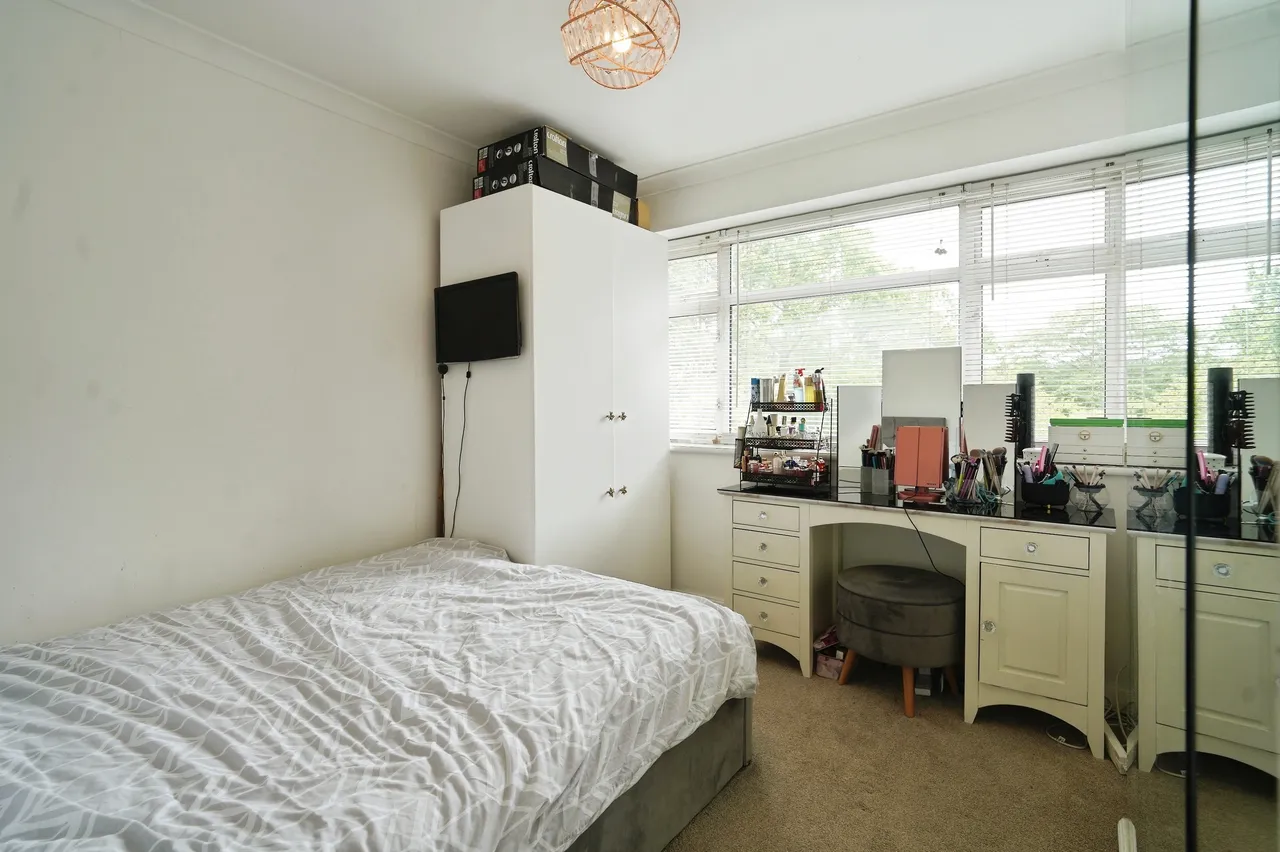 Helmsdale Close, Romford, RM1, photo 16