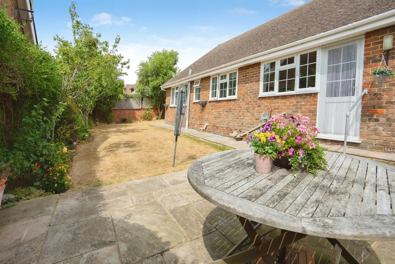 St. Peters Road, Seaford, BN25, photo 17