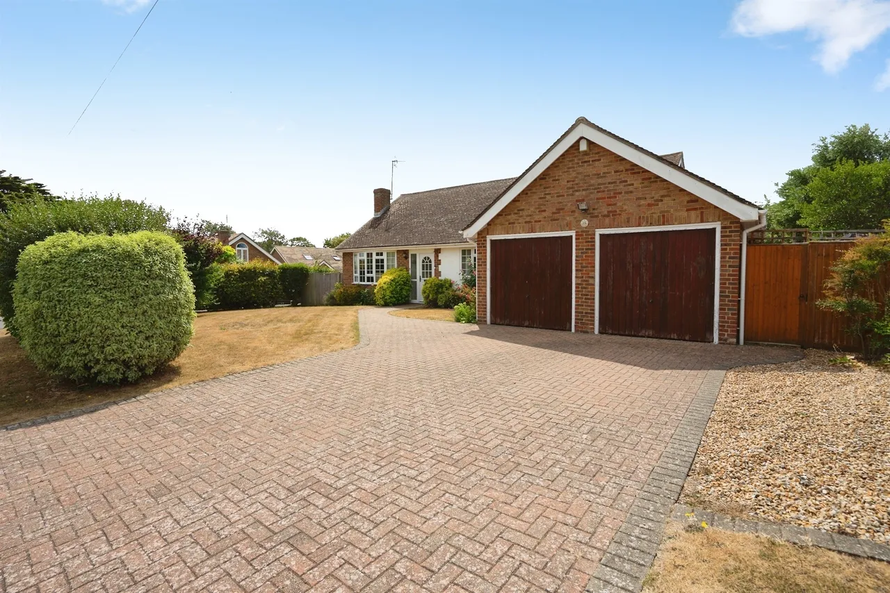 St. Peters Road, Seaford, BN25, photo 21