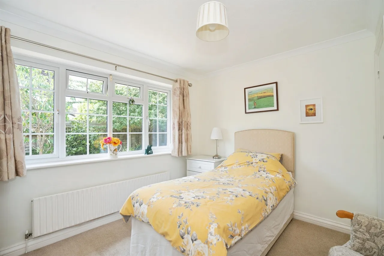 St. Peters Road, Seaford, BN25, photo 13