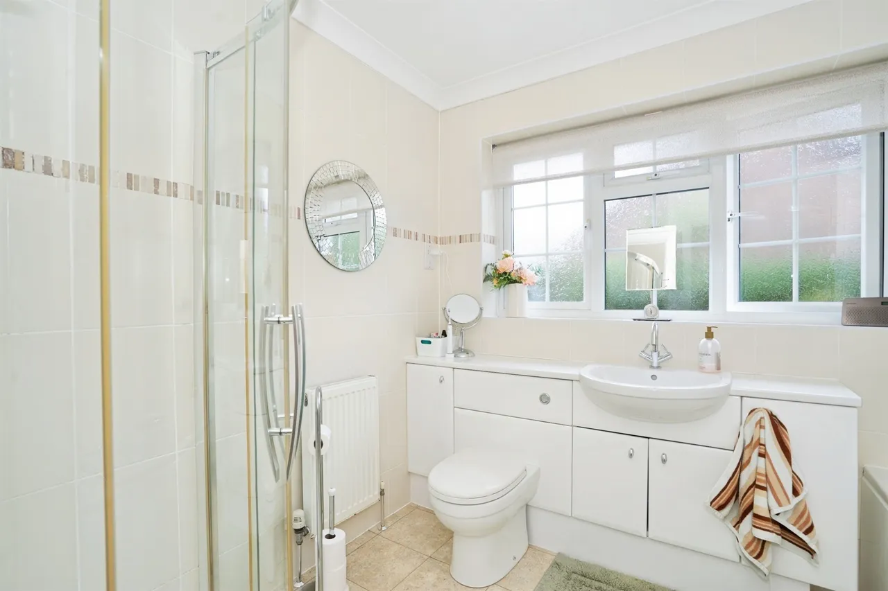 St. Peters Road, Seaford, BN25, photo 15