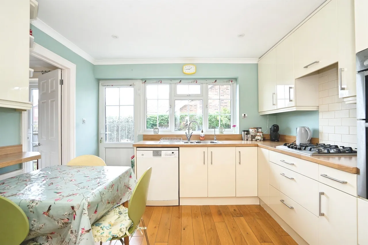 St. Peters Road, Seaford, BN25, photo 8