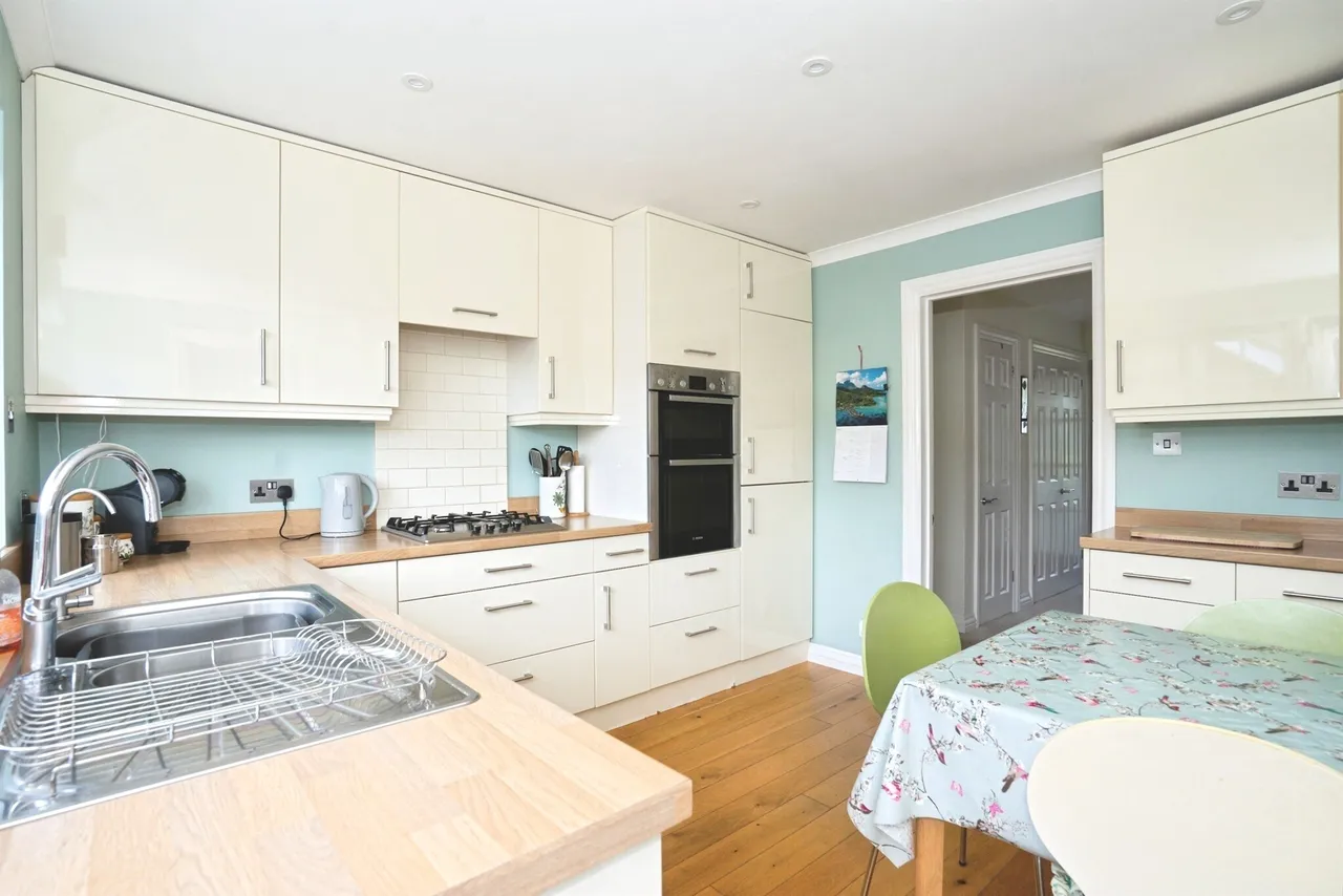 St. Peters Road, Seaford, BN25, photo 7