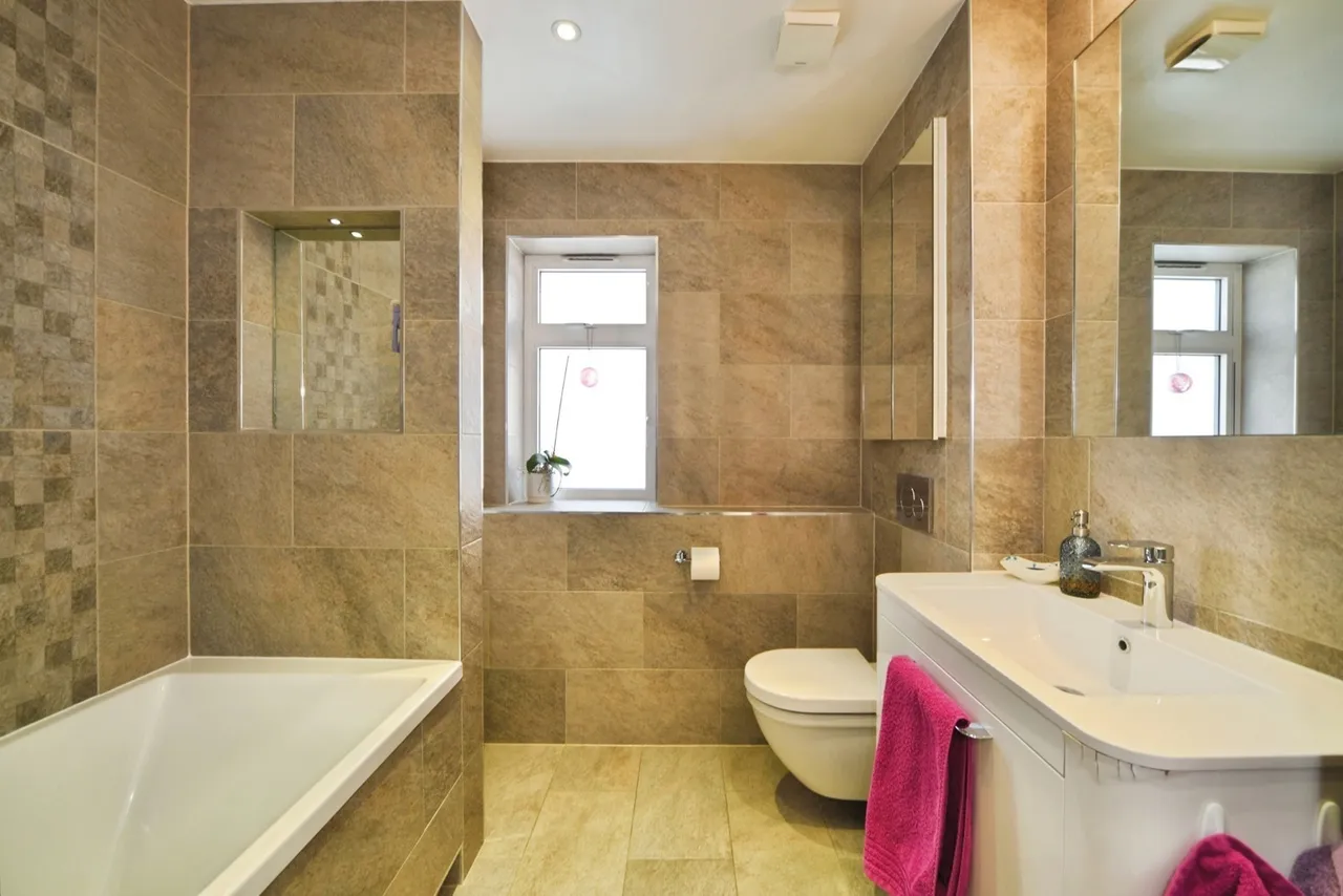 The Limes Avenue, London, N11, photo 12