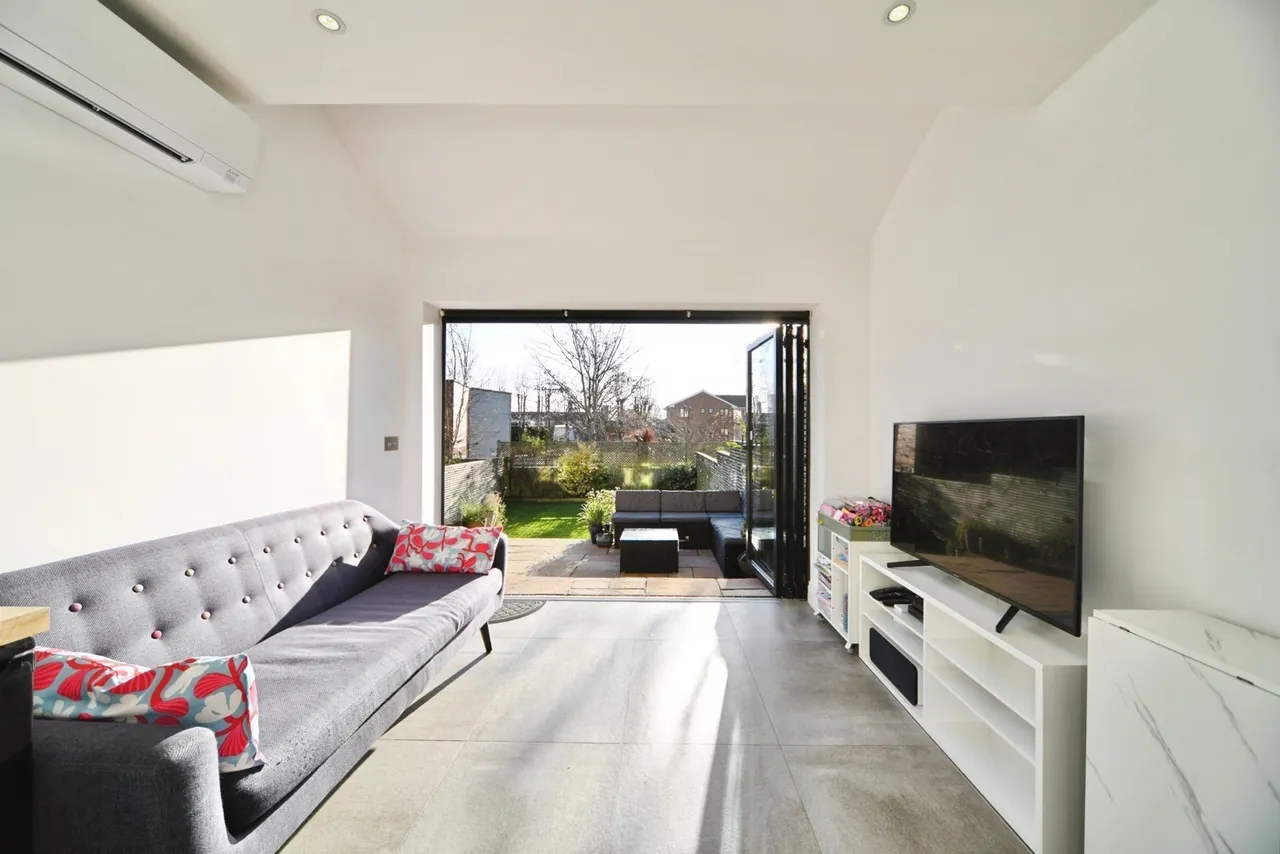 The Limes Avenue, London, N11, photo 4
