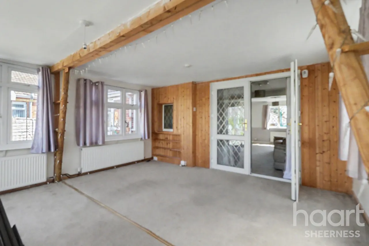 Drake Avenue, Sheerness, ME12, photo 4
