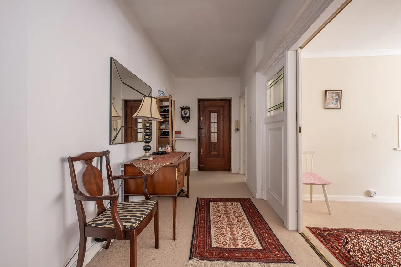 Roehampton Close, London, SW15, photo 12