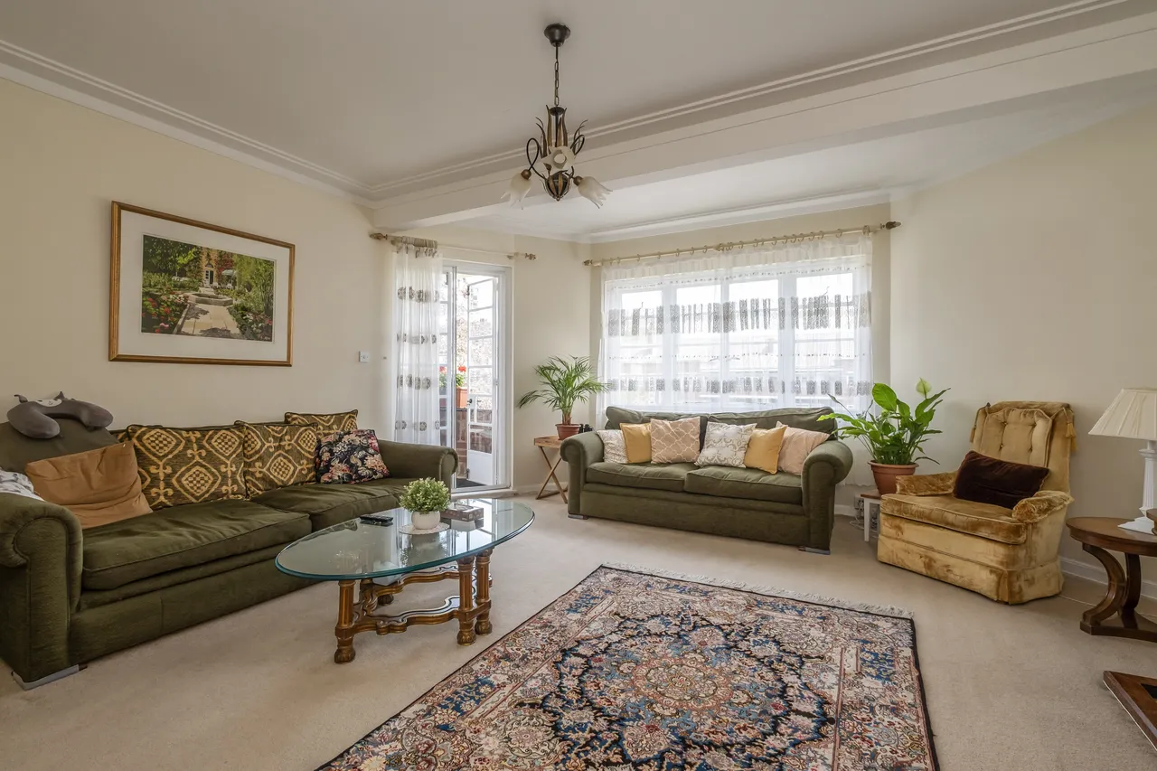 Roehampton Close, London, SW15, photo 6