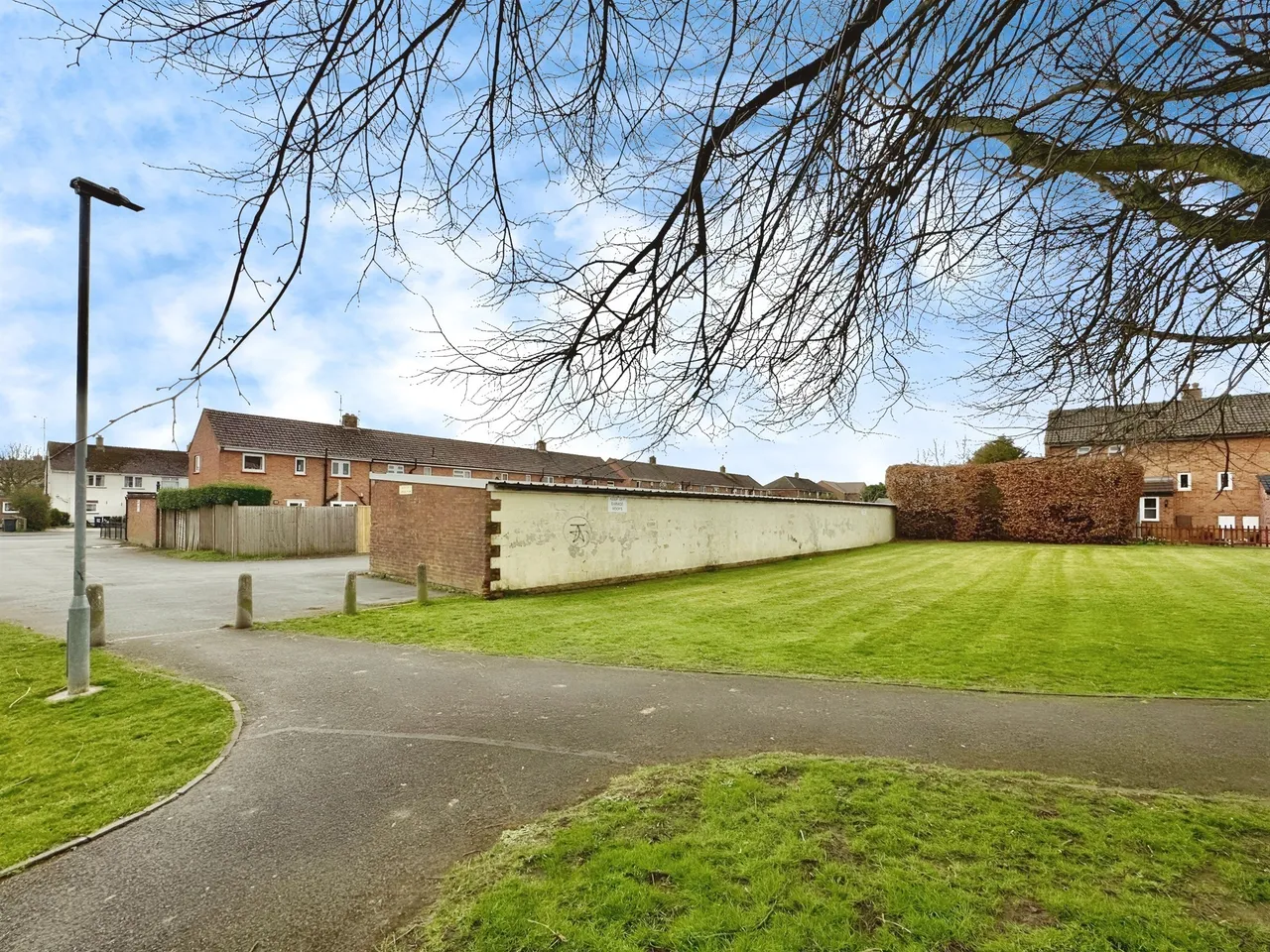 Brickley Lane, Devizes, SN10, photo 4