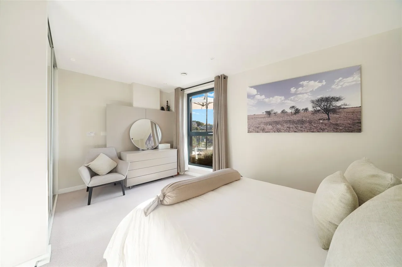 Hawthorne Crescent, London, SE10, photo 12