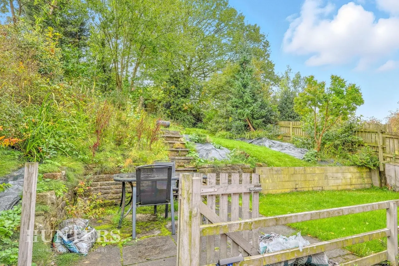 Whittaker Drive, Smithy Bridge, OL15, photo 17
