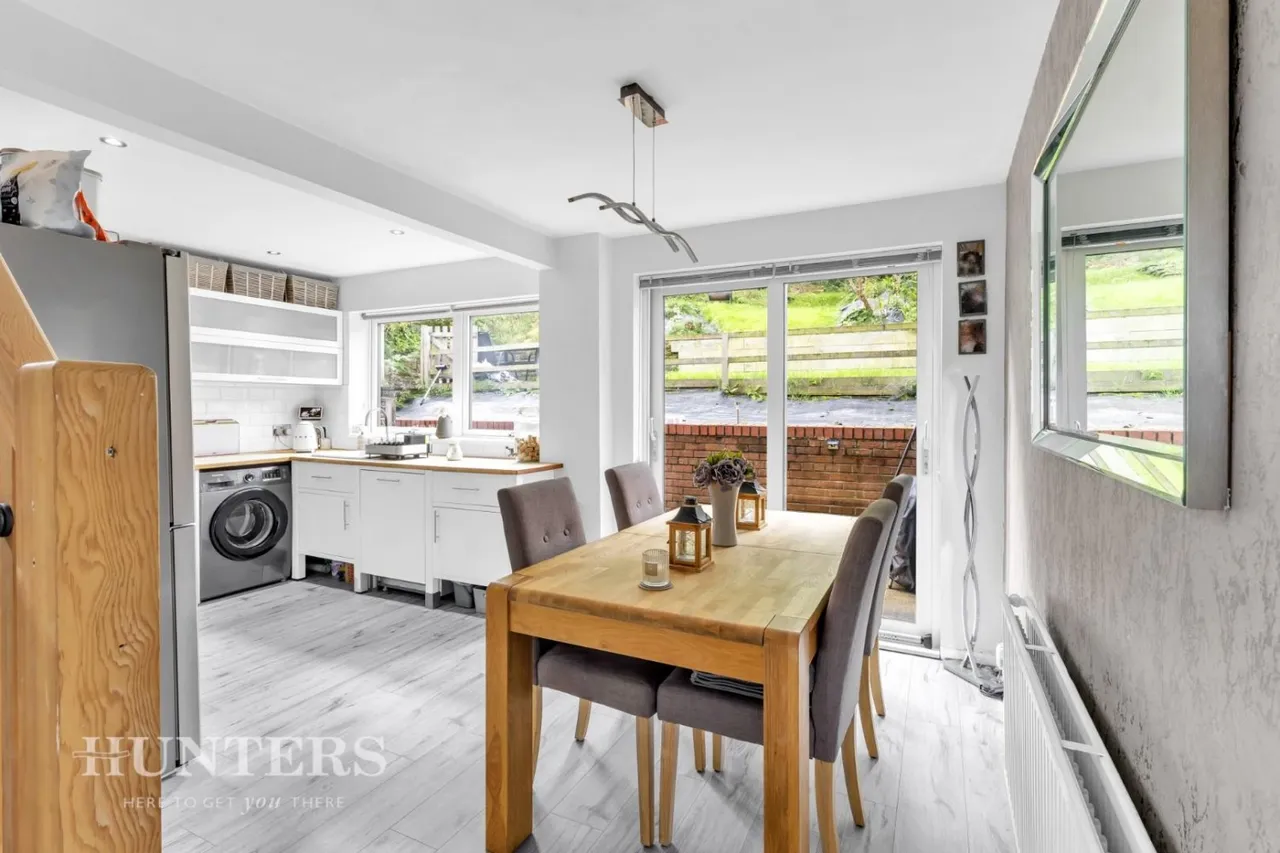 Whittaker Drive, Smithy Bridge, OL15, photo 6