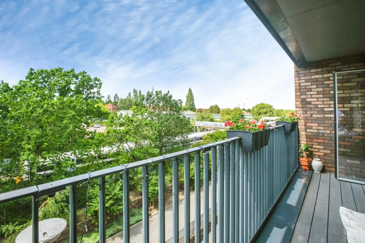 Purbeck Gardens, London, SE26, photo 6
