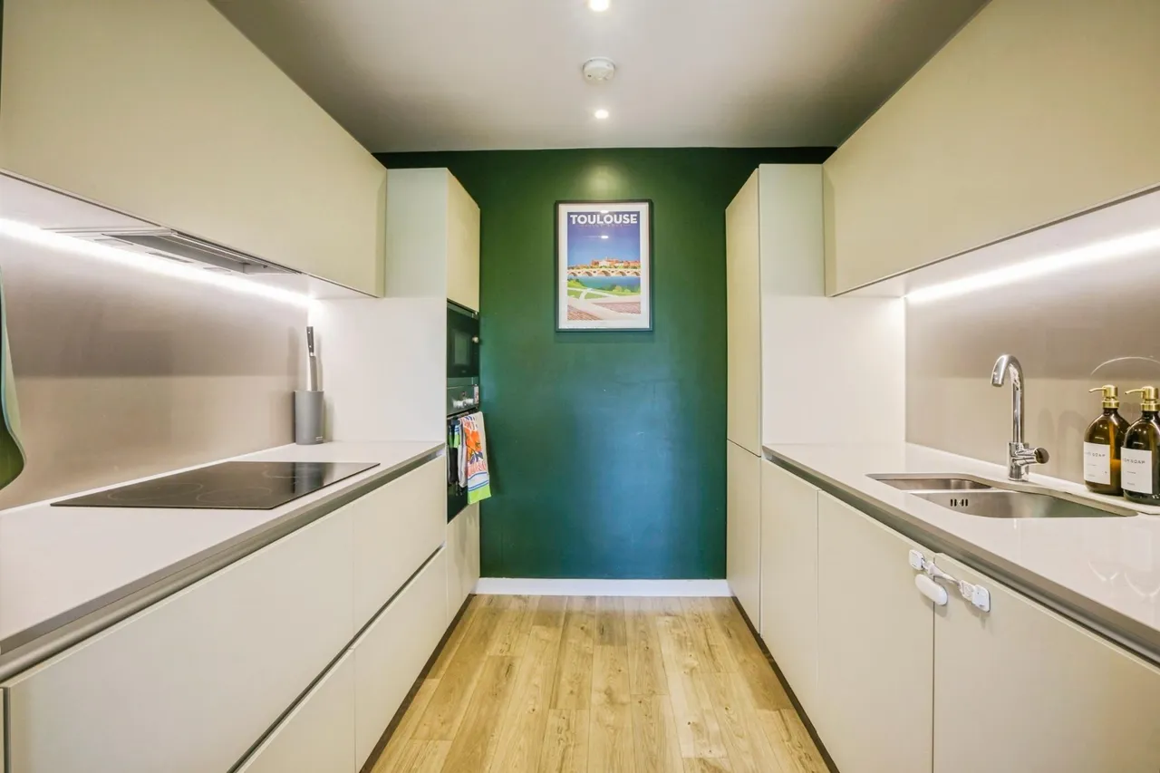 Purbeck Gardens, London, SE26, photo 2