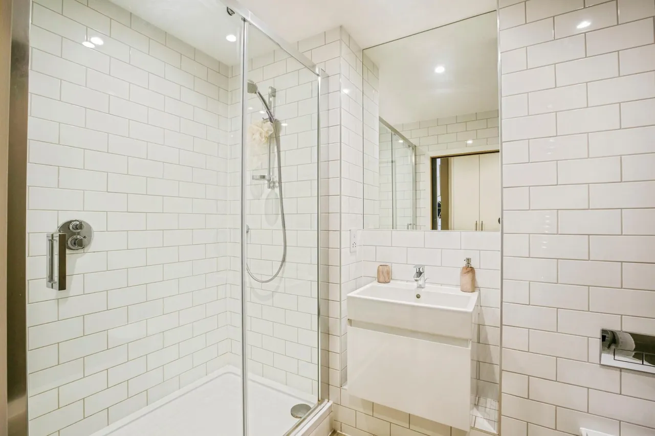 Purbeck Gardens, London, SE26, photo 12