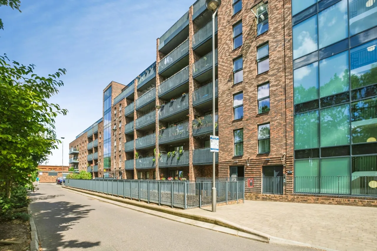 Purbeck Gardens, London, SE26, photo 9