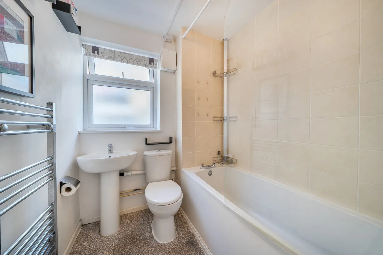 Neville Close, Peckham, SE15, photo 6