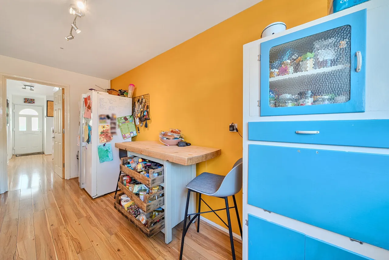 Neville Close, Peckham, SE15, photo 15