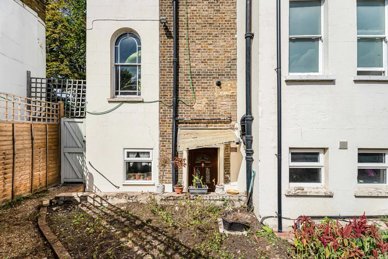 Selhurst Road, London, SE25, photo 23