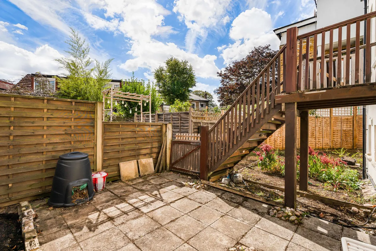 Selhurst Road, London, SE25, photo 5