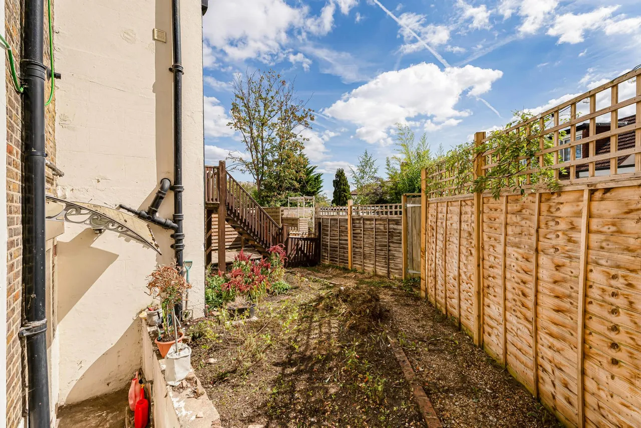 Selhurst Road, London, SE25, photo 20