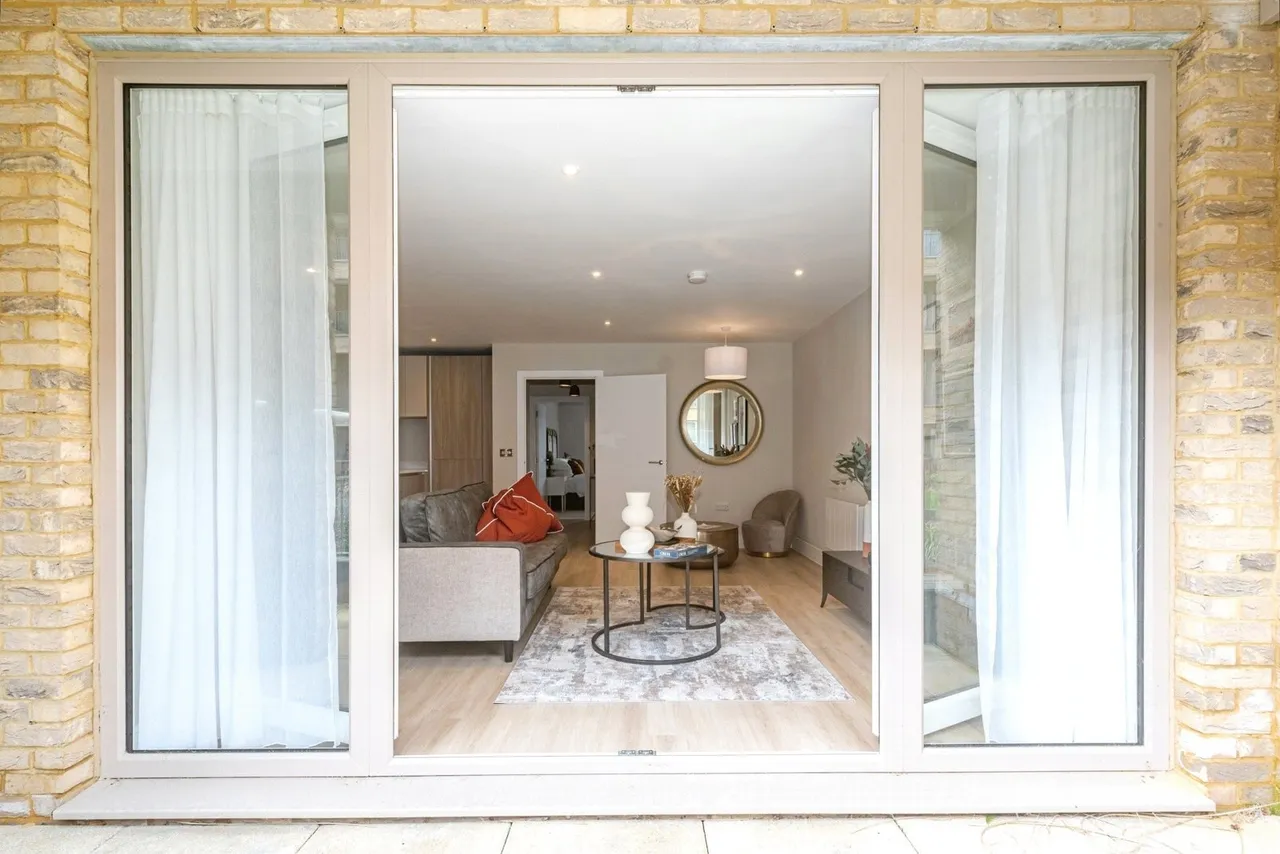Kings Road, Newbury, RG14, photo 8
