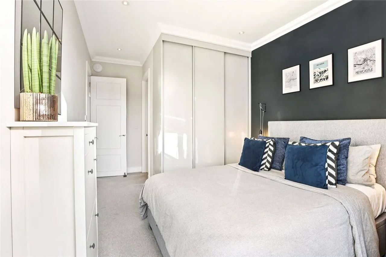 Heathfield Road, London, W3 8EL, photo 7