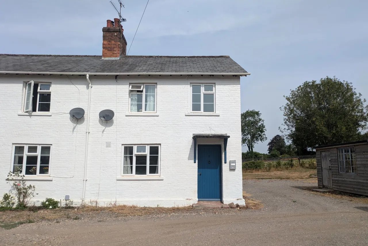 3 bed house to rent — Rockbourne, Fordingbridge, SP6 3NN