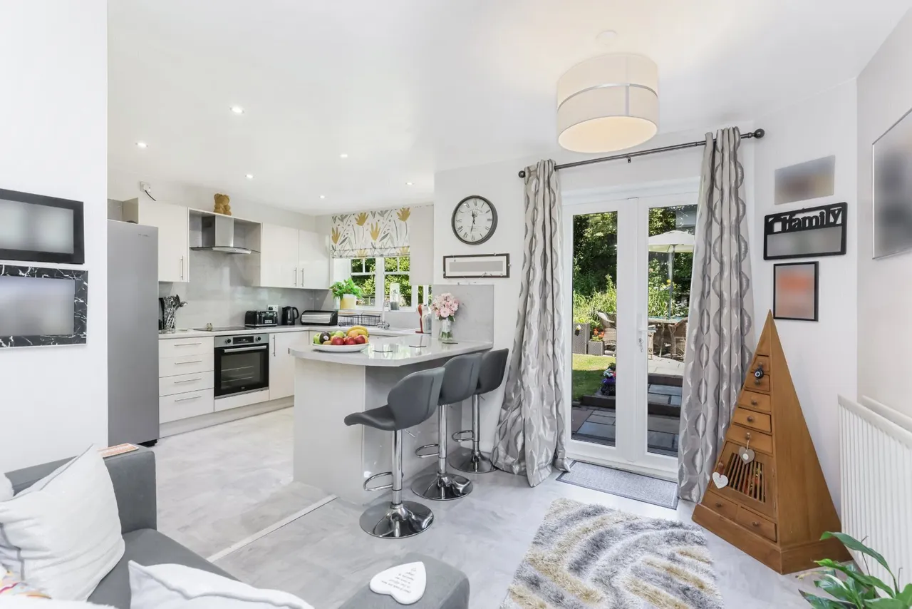 Rossland Gardens, Bishopton, Renfrewshire, PA7, photo 6