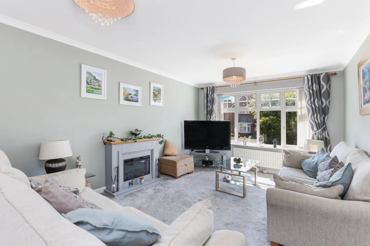 Rossland Gardens, Bishopton, Renfrewshire, PA7, photo 2