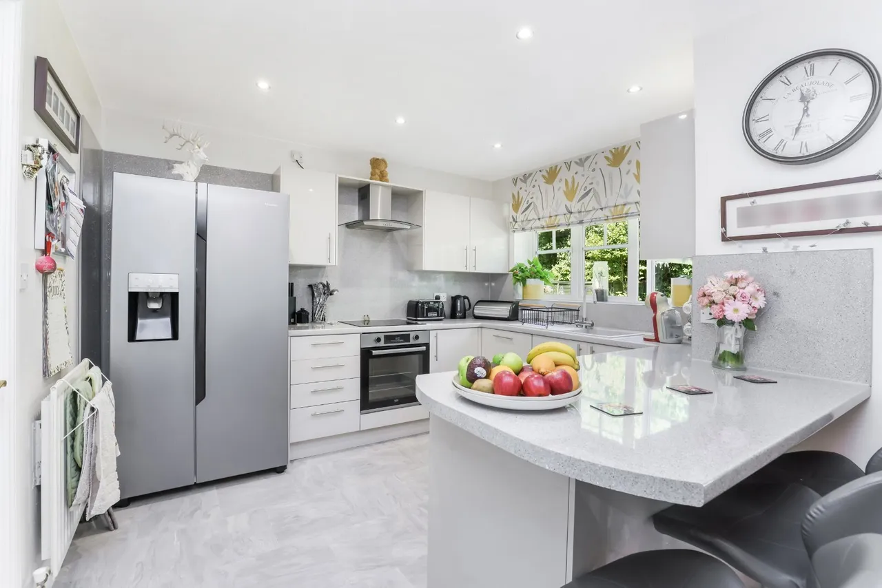 Rossland Gardens, Bishopton, Renfrewshire, PA7, photo 4