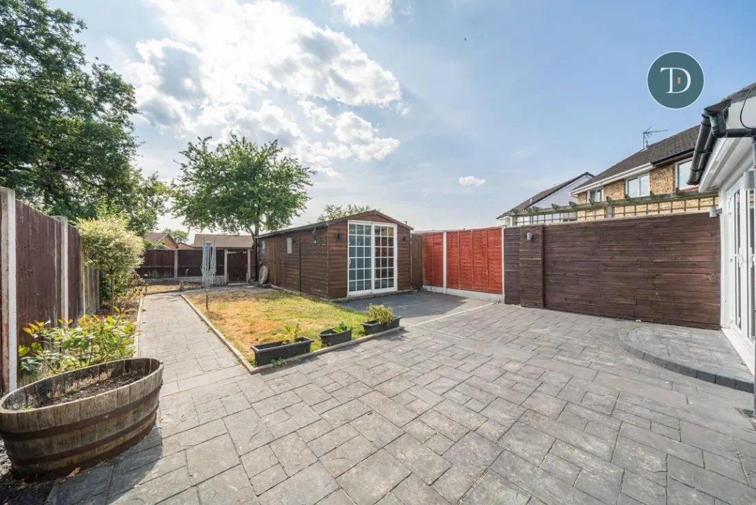 Apple Tree Grove, Great Sutton, CH66 2XF, photo 20
