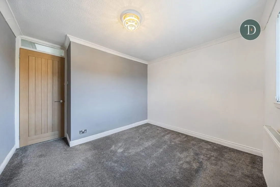Apple Tree Grove, Great Sutton, CH66 2XF, photo 12
