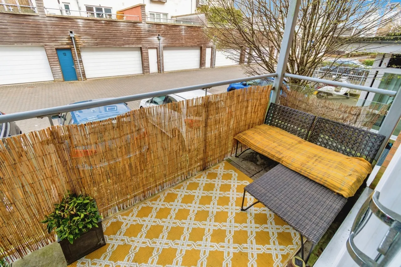 James Weld Close, Banister Park, SO15, photo 6