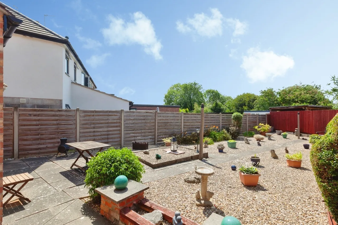 Alderleigh Road, Glen Parva, LE2, photo 12