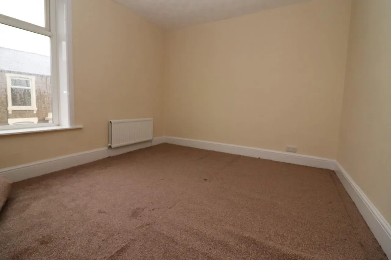 Atlas Road, Darwen, BB3, photo 3