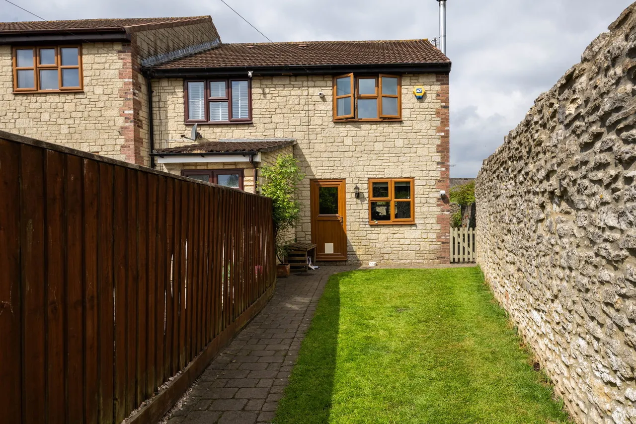 High Street, Nunney, BA11, photo 35