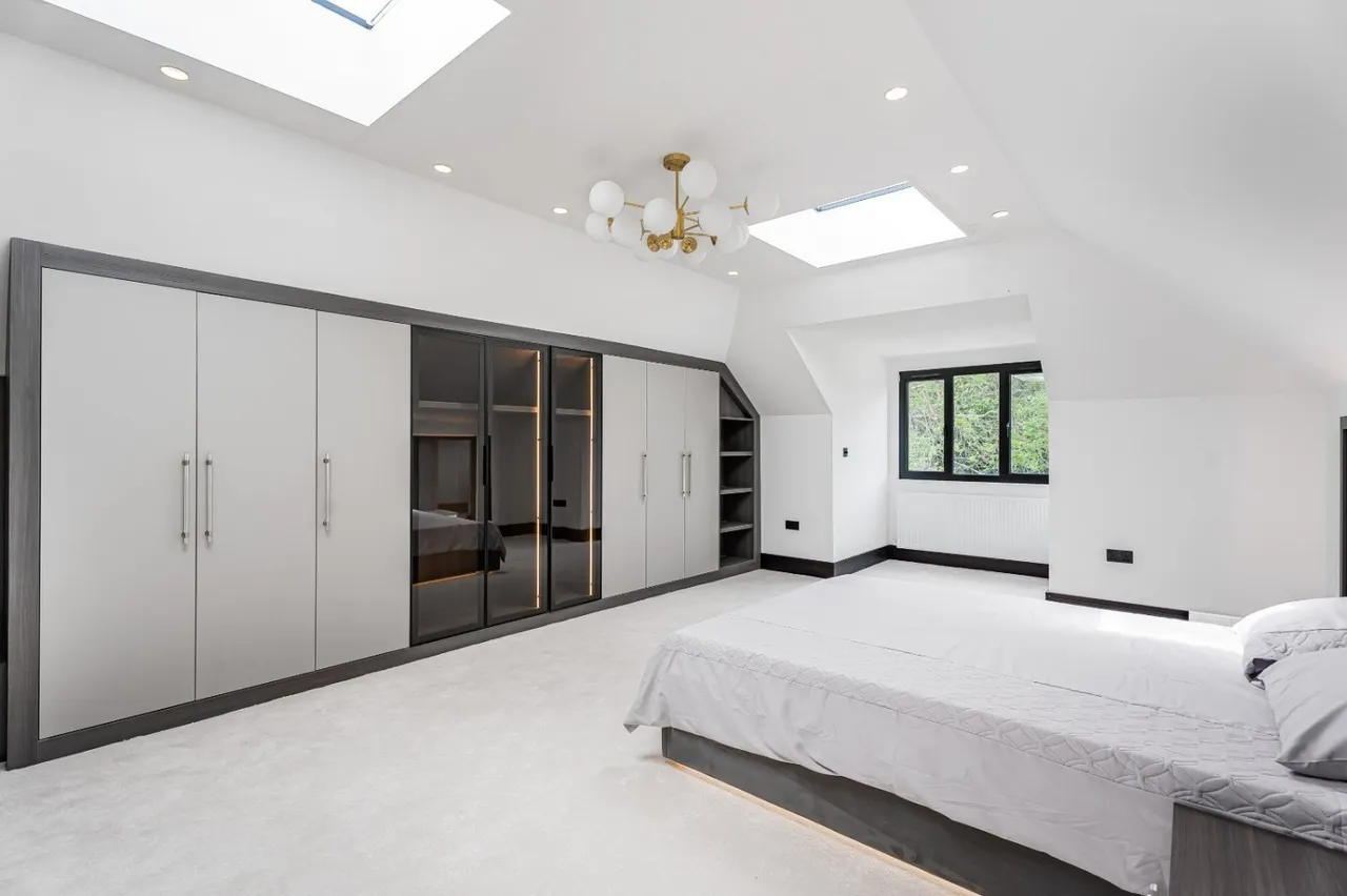 Pipers Green Lane, Edgware, HA8, photo 18