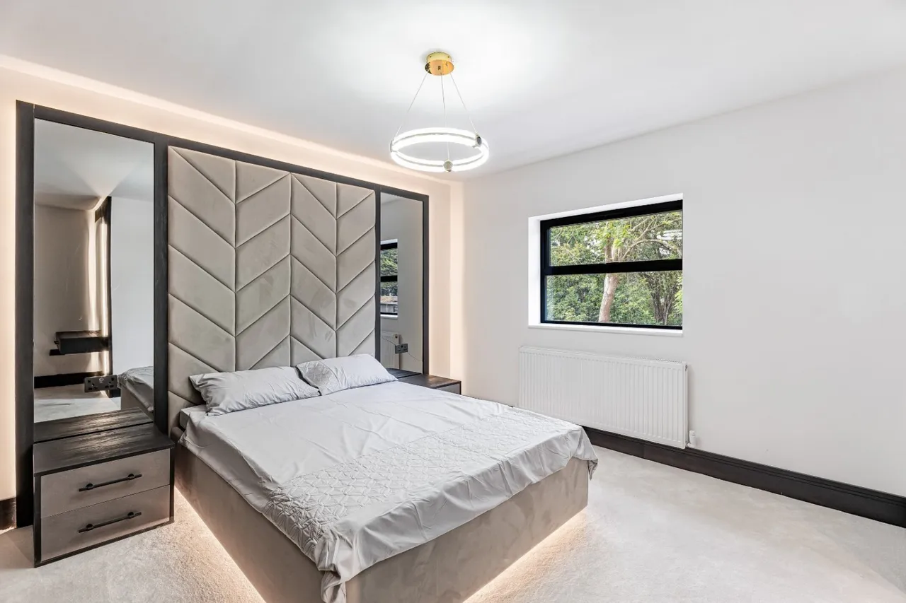 Pipers Green Lane, Edgware, HA8, photo 20