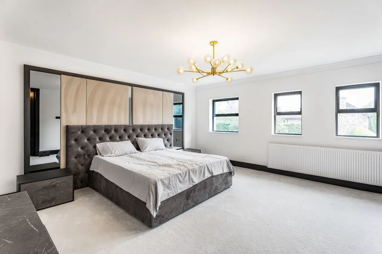 Pipers Green Lane, Edgware, HA8, photo 11
