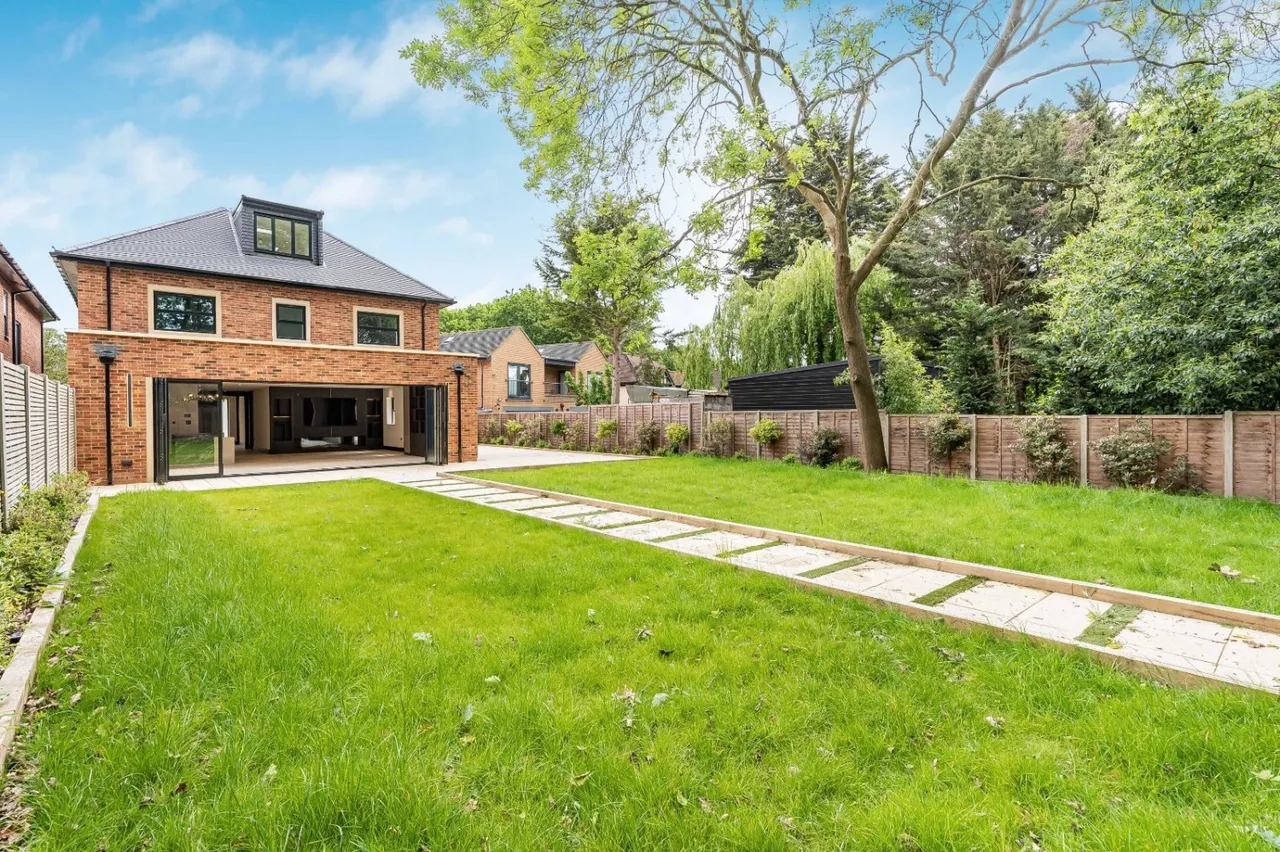 Pipers Green Lane, Edgware, HA8, photo 29